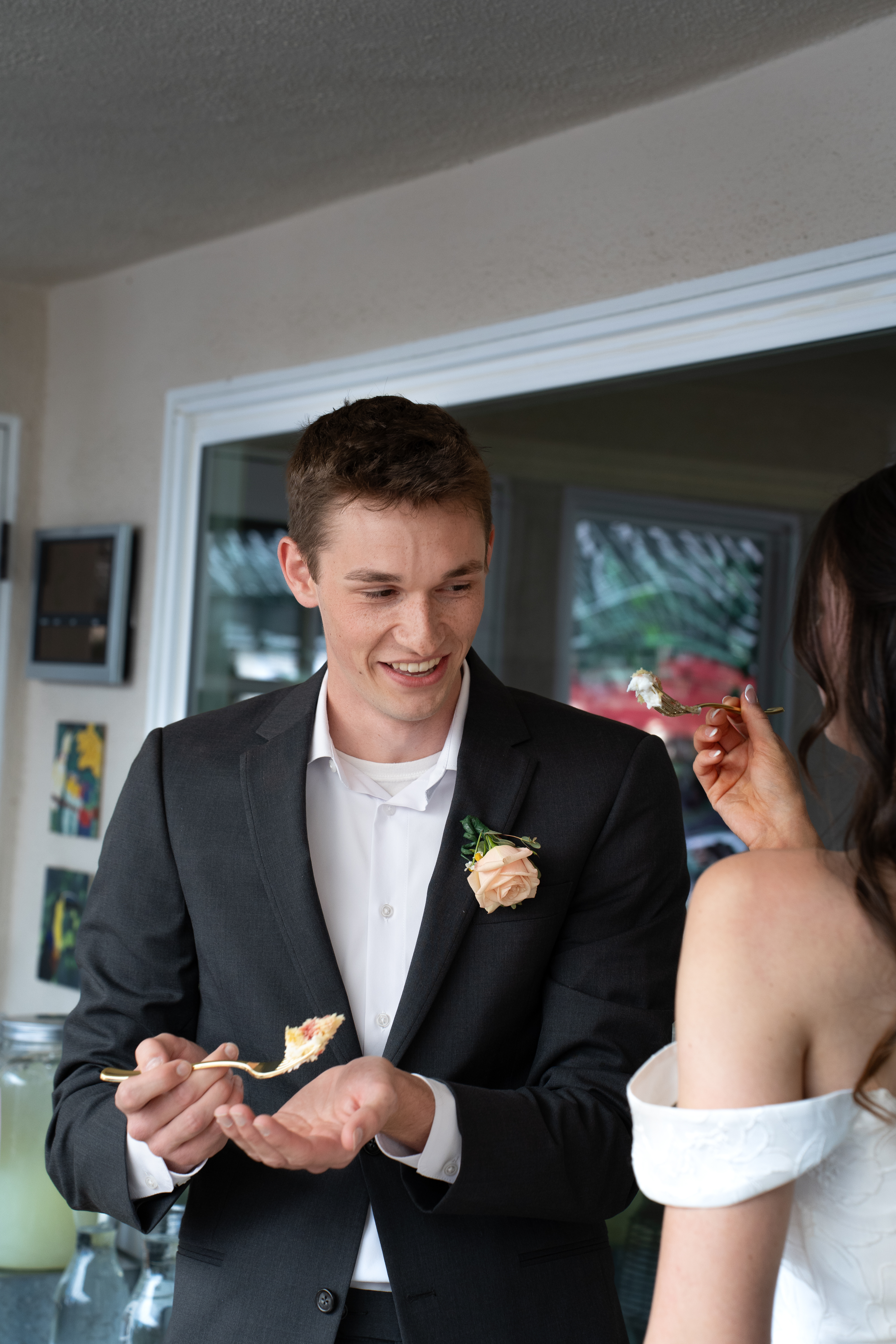 DSC00239 - cake cutting portrait